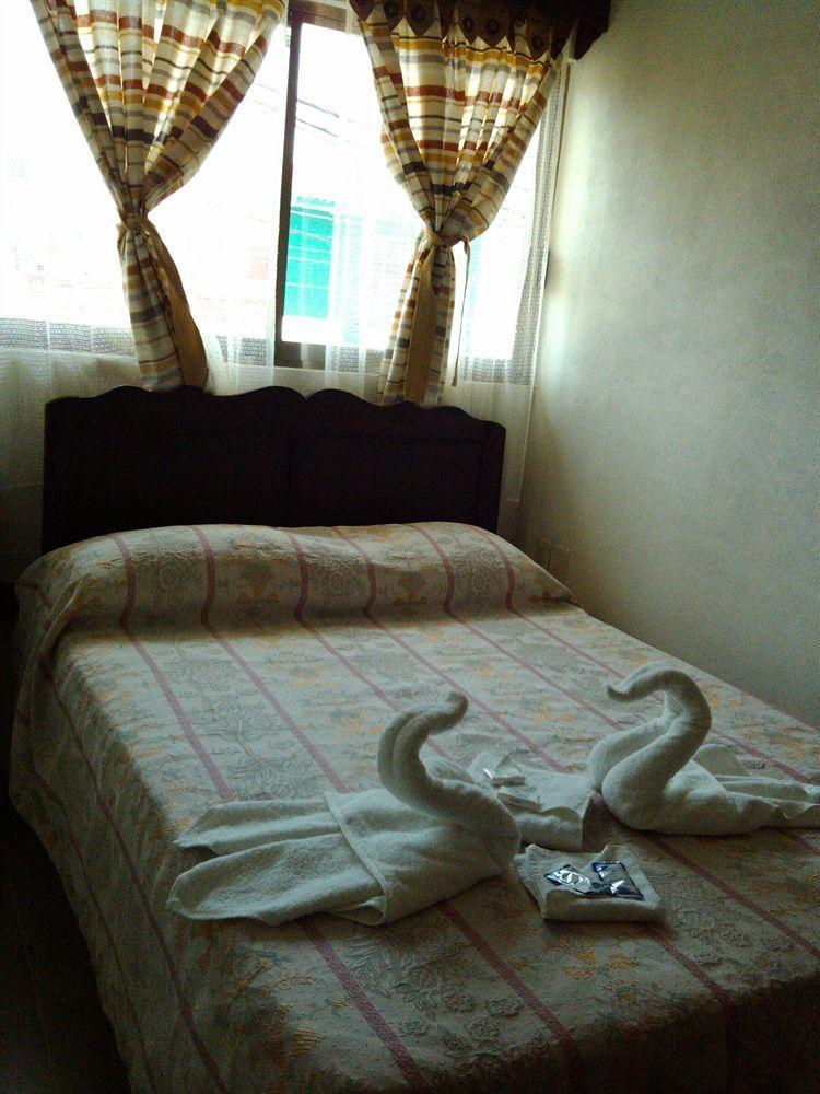 Hotel D' Santiago Palenque Buitenkant foto