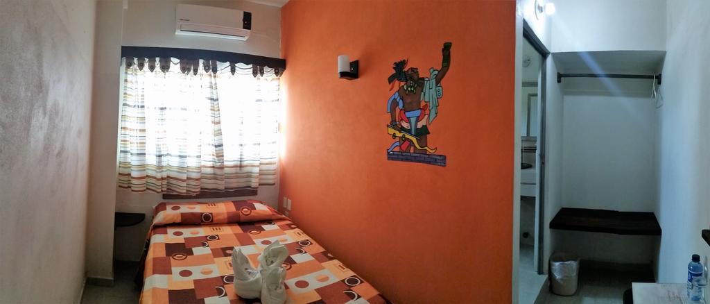 Hotel D' Santiago Palenque Buitenkant foto