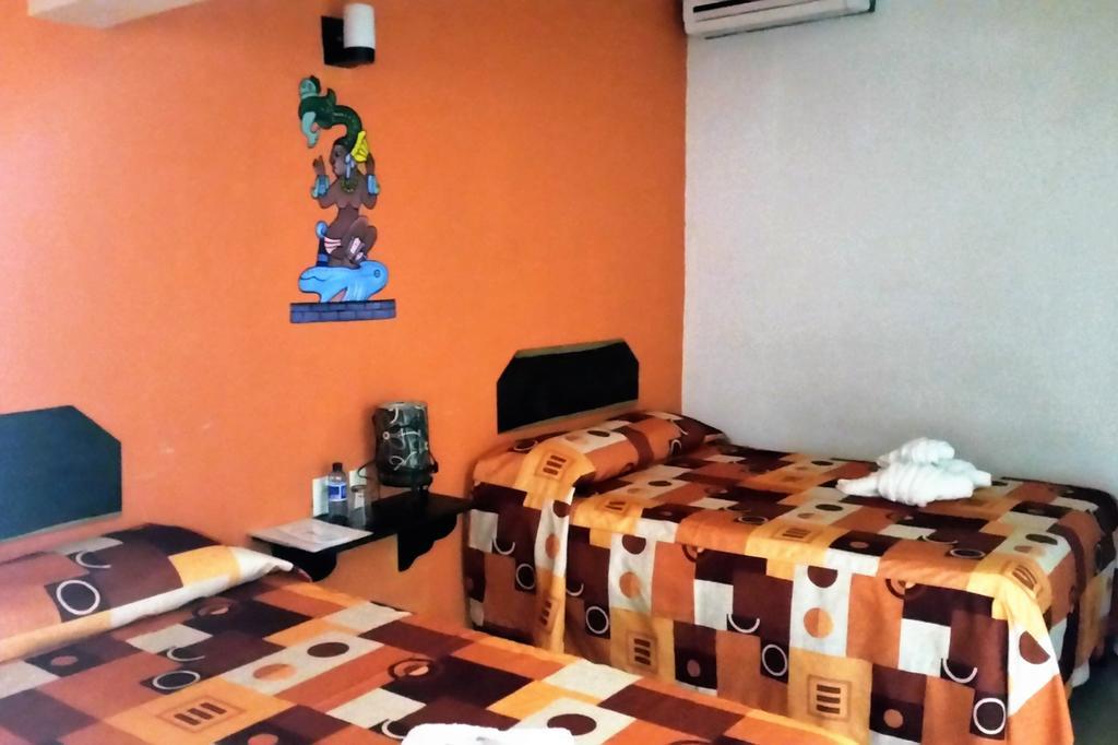 Hotel D' Santiago Palenque Buitenkant foto
