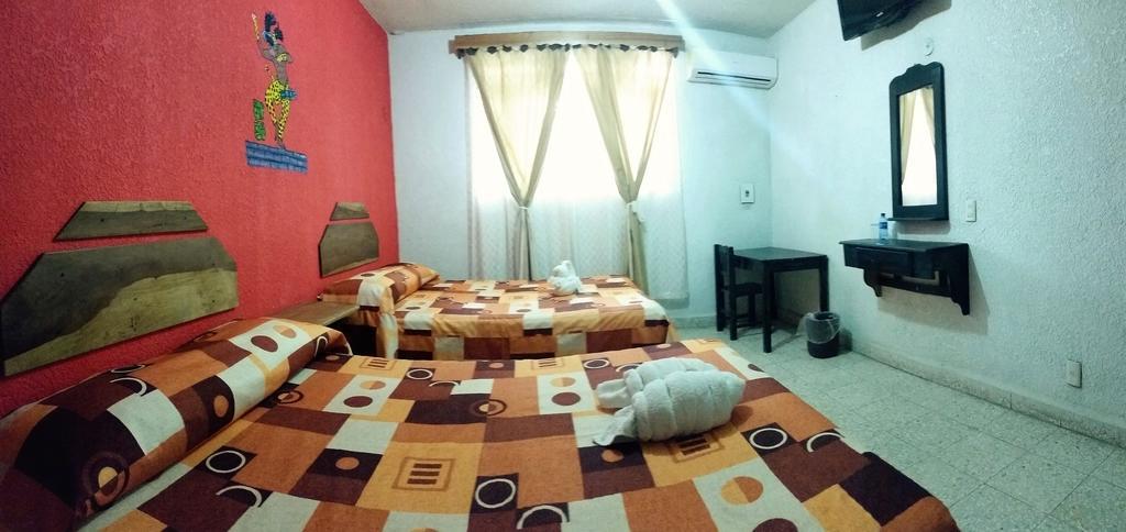 Hotel D' Santiago Palenque Buitenkant foto