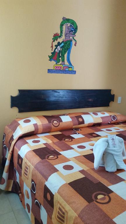 Hotel D' Santiago Palenque Buitenkant foto