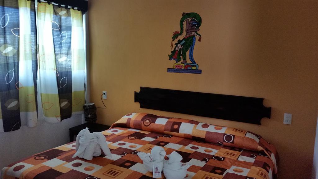 Hotel D' Santiago Palenque Buitenkant foto