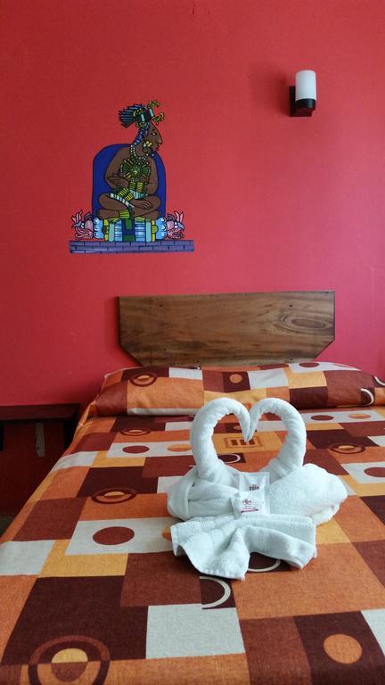 Hotel D' Santiago Palenque Buitenkant foto