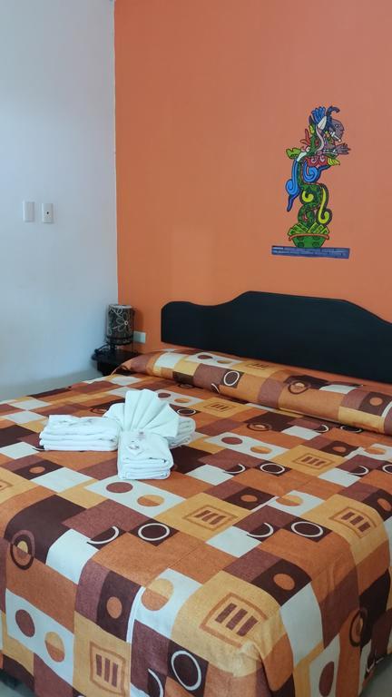 Hotel D' Santiago Palenque Buitenkant foto